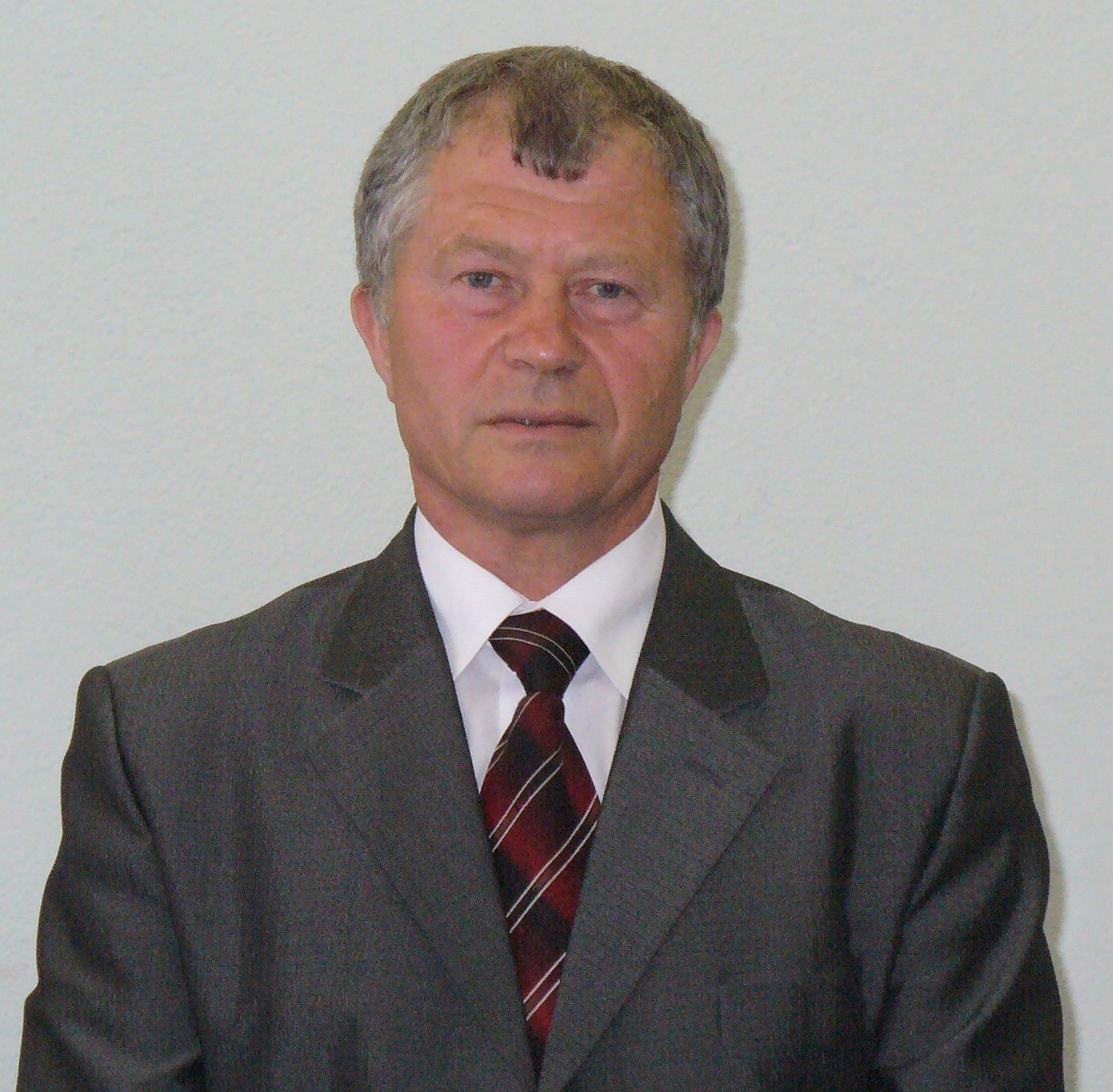 70-річчя доктора хімічниз наук, професора В.В. Лобанова